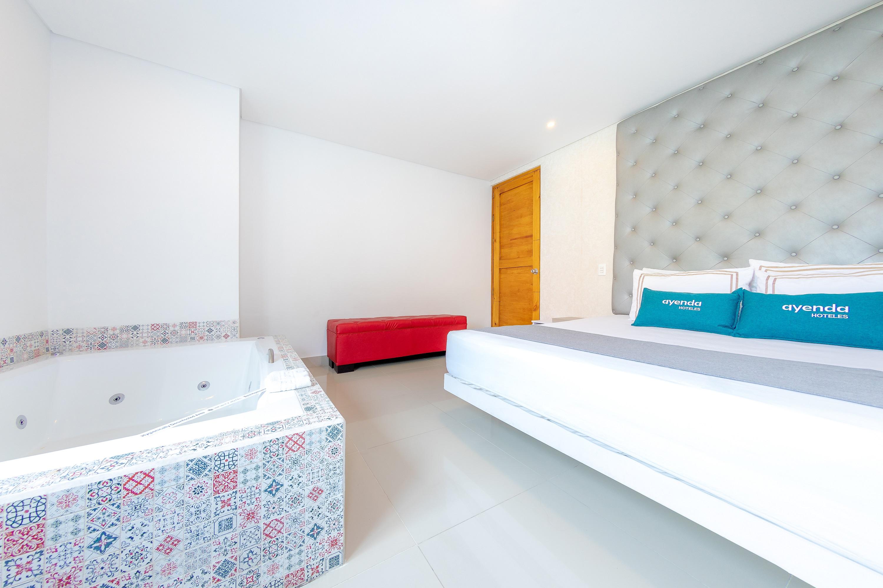 Infinity Hotel 麦德林 外观 照片